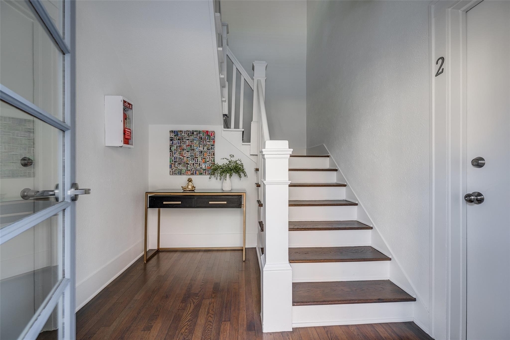 605 Bomar Street - Photo 3