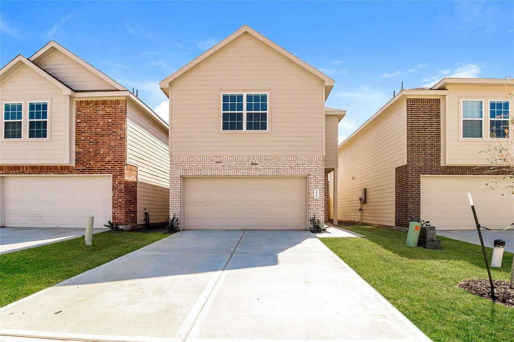 2626 Bouvardia Way - Photo 0