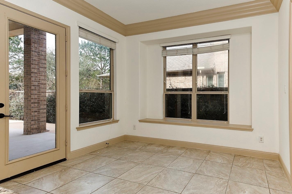 27 Tioga Place - Photo 12