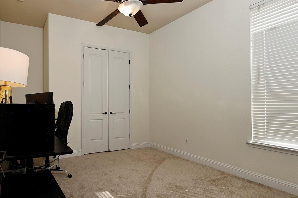 27 Tioga Place - Photo 6