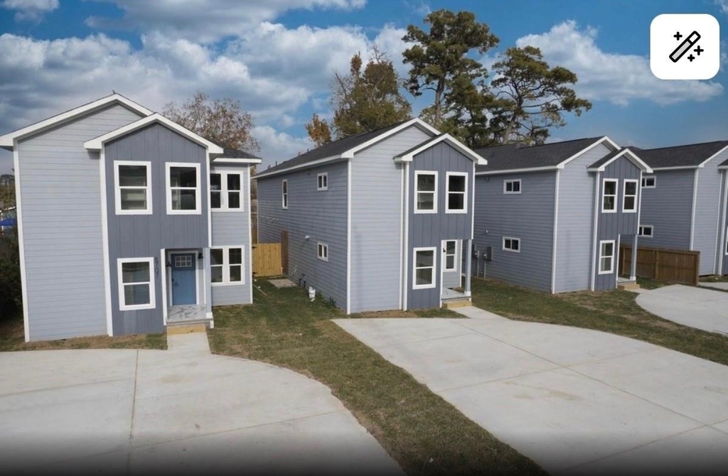 8713 Westcott Road - Photo 2