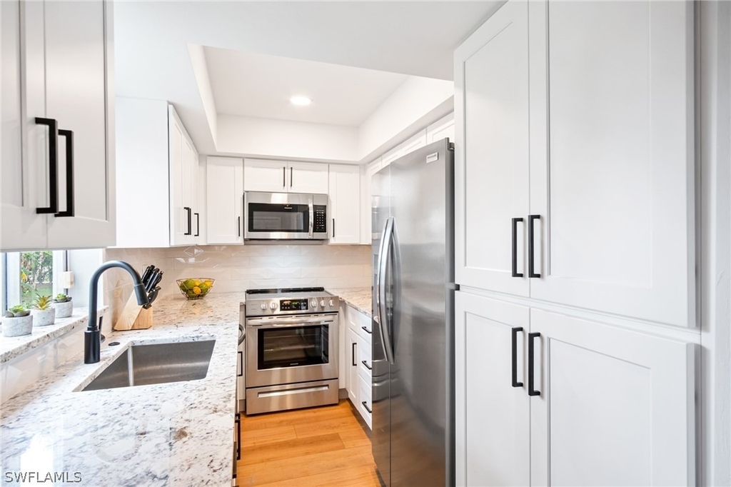 1275 7th Avenue N - Photo 10