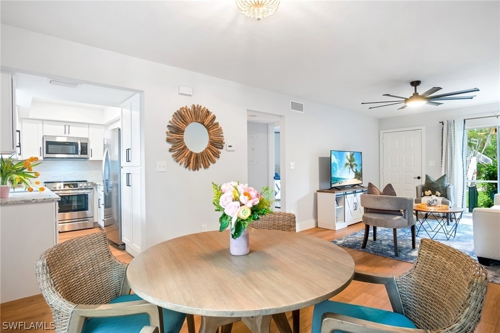 1275 7th Avenue N - Photo 8