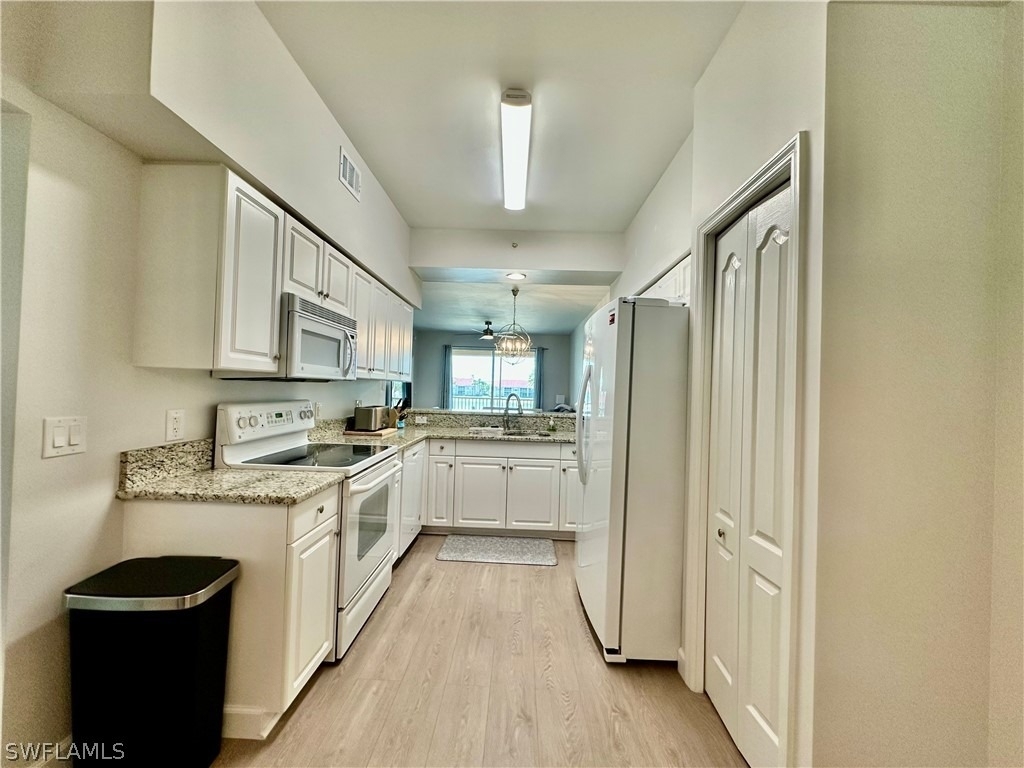 2720 Cypress Trace Circle - Photo 19
