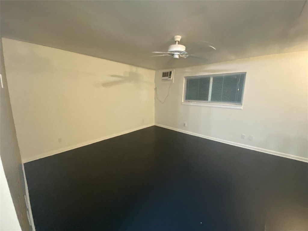 219 West Alabama - Photo 9