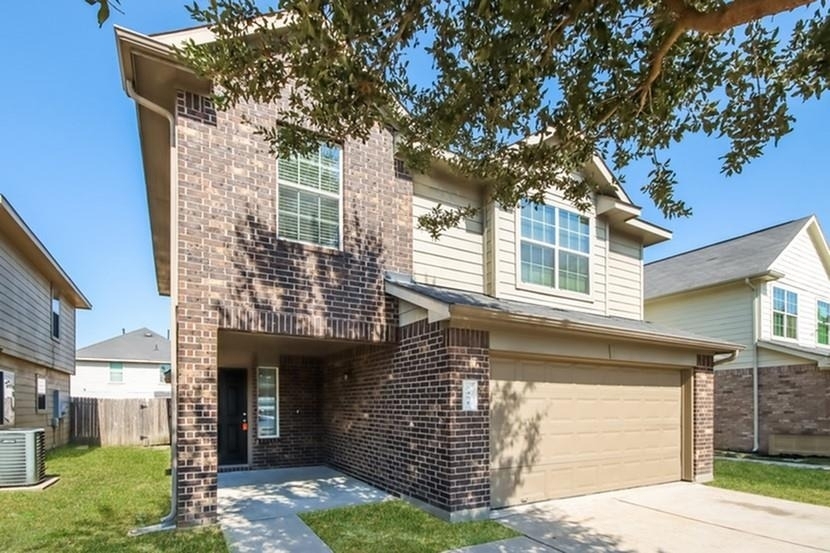 2451 Peterborough Way - Photo 1