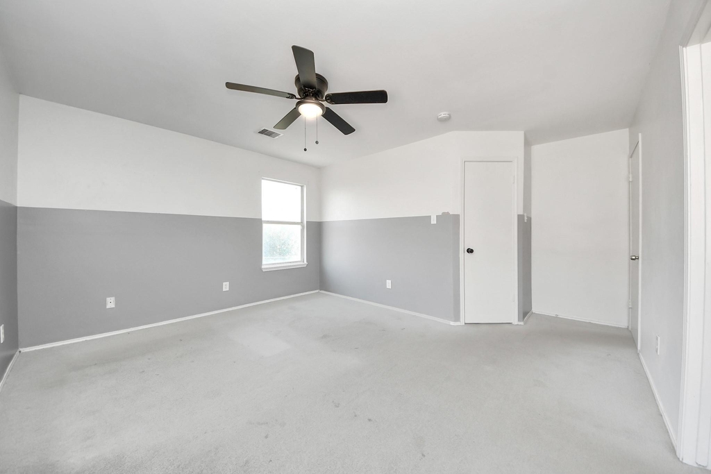10217 Teneha Drive - Photo 26