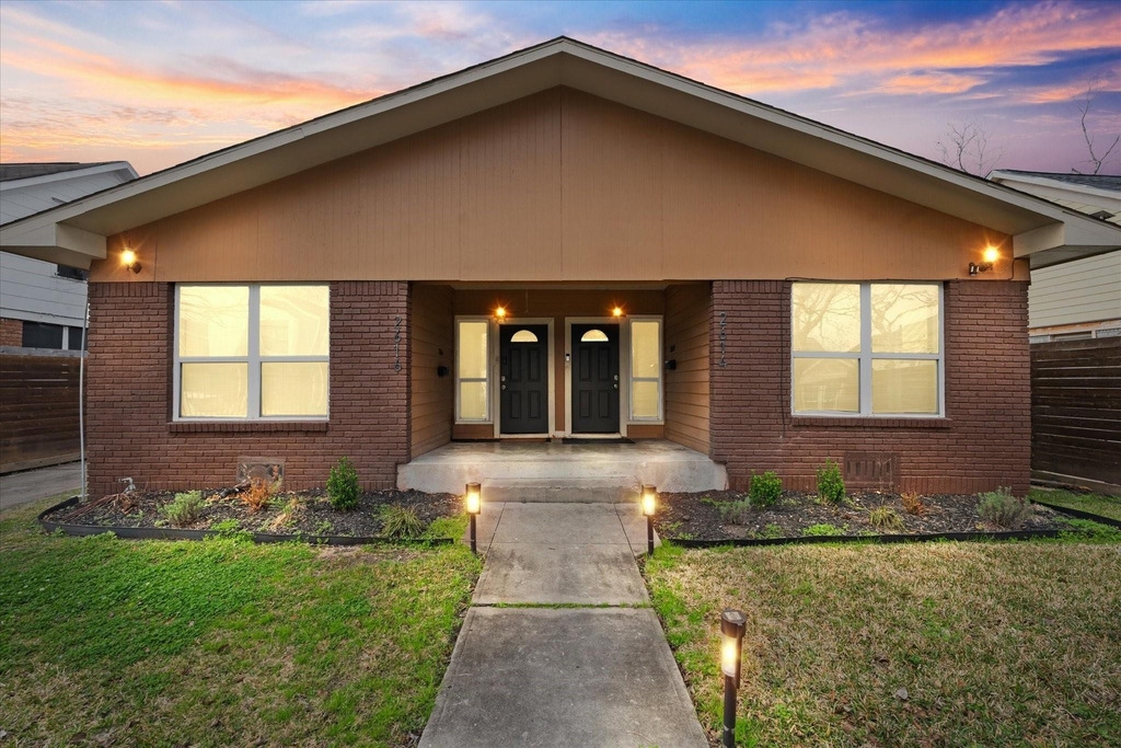 2614 Isabella Street - Photo 0