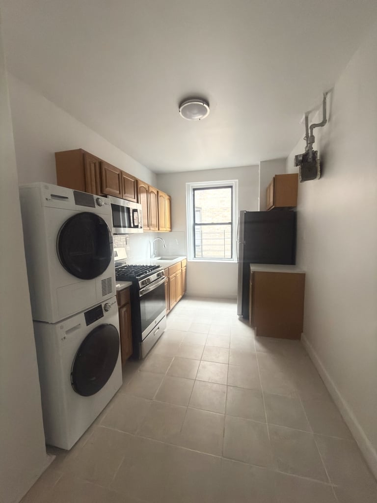600 West 150th Street - Photo 2