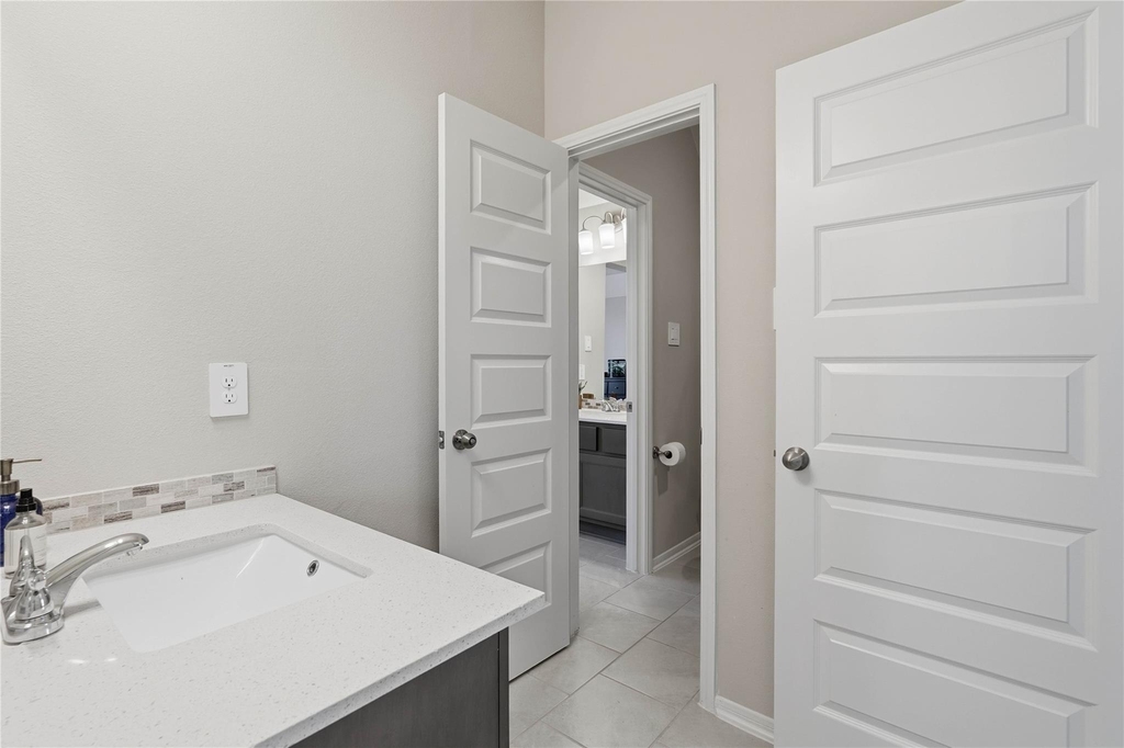 318 Calmato Woods Way - Photo 19