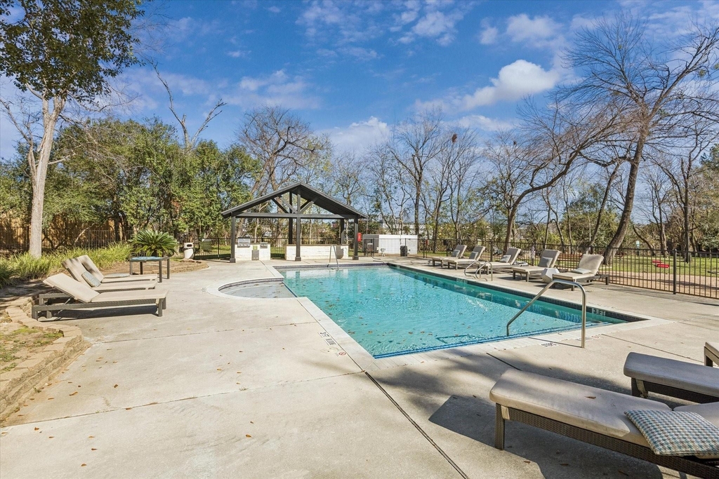 1710 W T C Jester Boulevard - Photo 12
