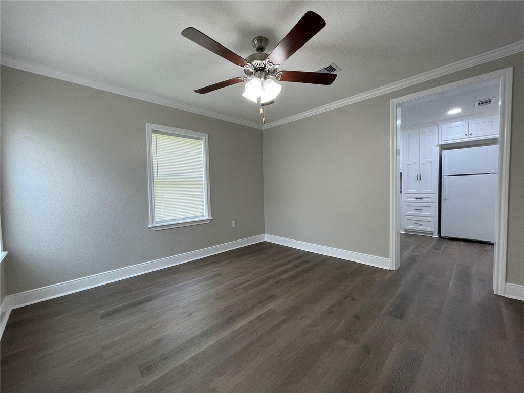 309 Ryan Street - Photo 5