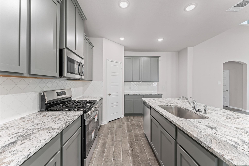 22906 Ephesus Avenue - Photo 16