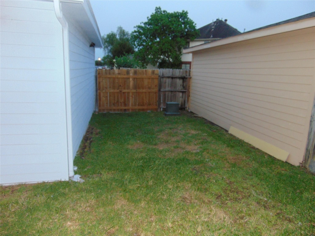8603 Rustling Leaves Drive - Photo 5