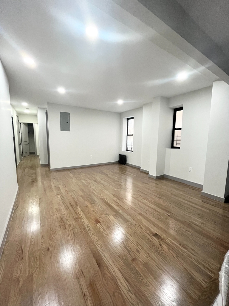 66 Ft Washington Avenue - Photo 1