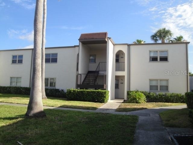 7701 Starkey Road - Photo 0