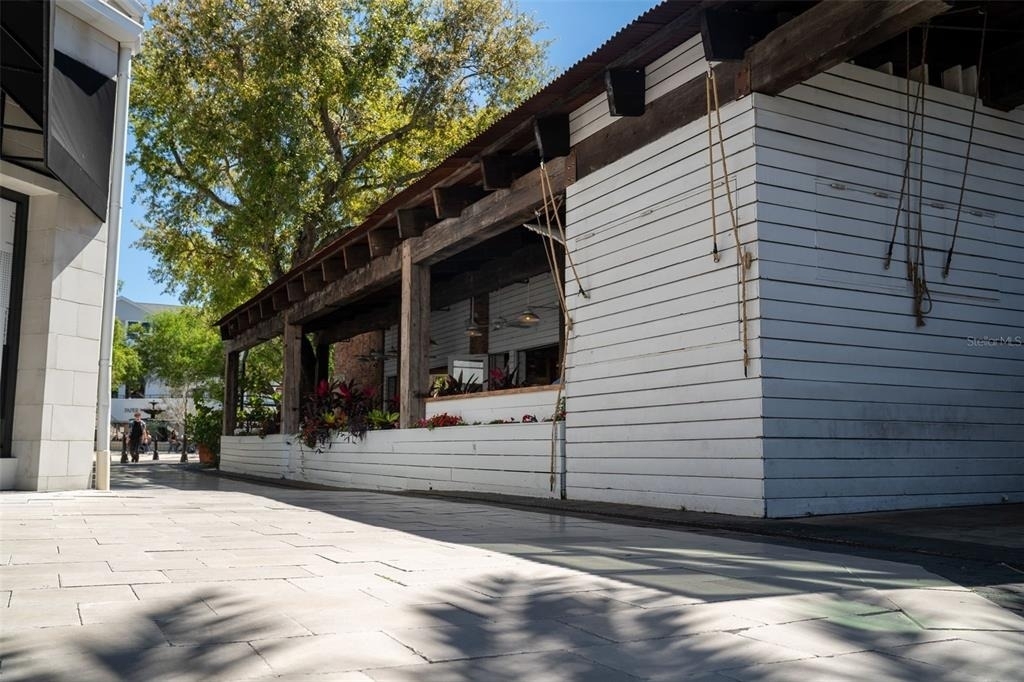 435 S Oregon Avenue - Photo 68