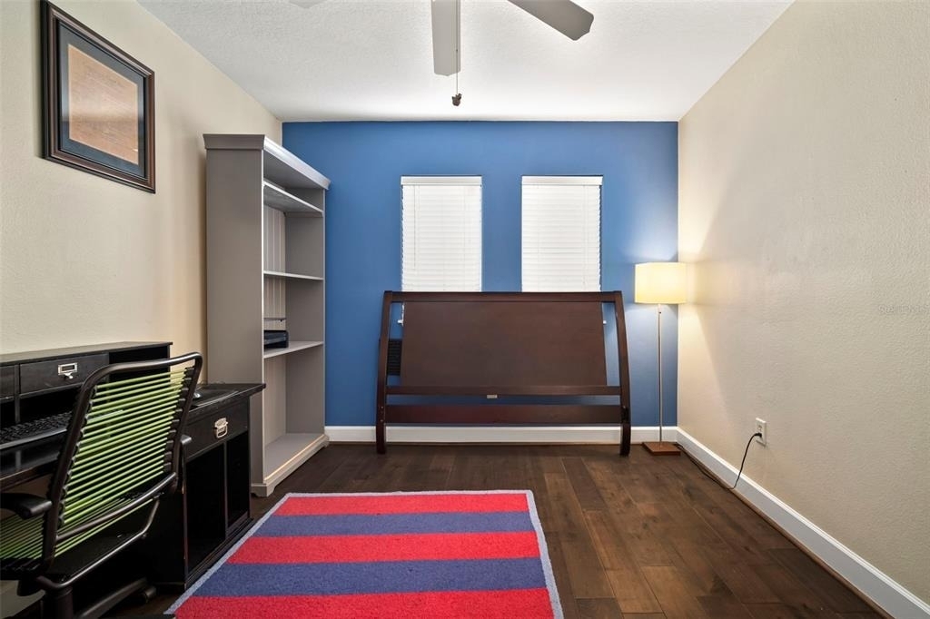 435 S Oregon Avenue - Photo 9