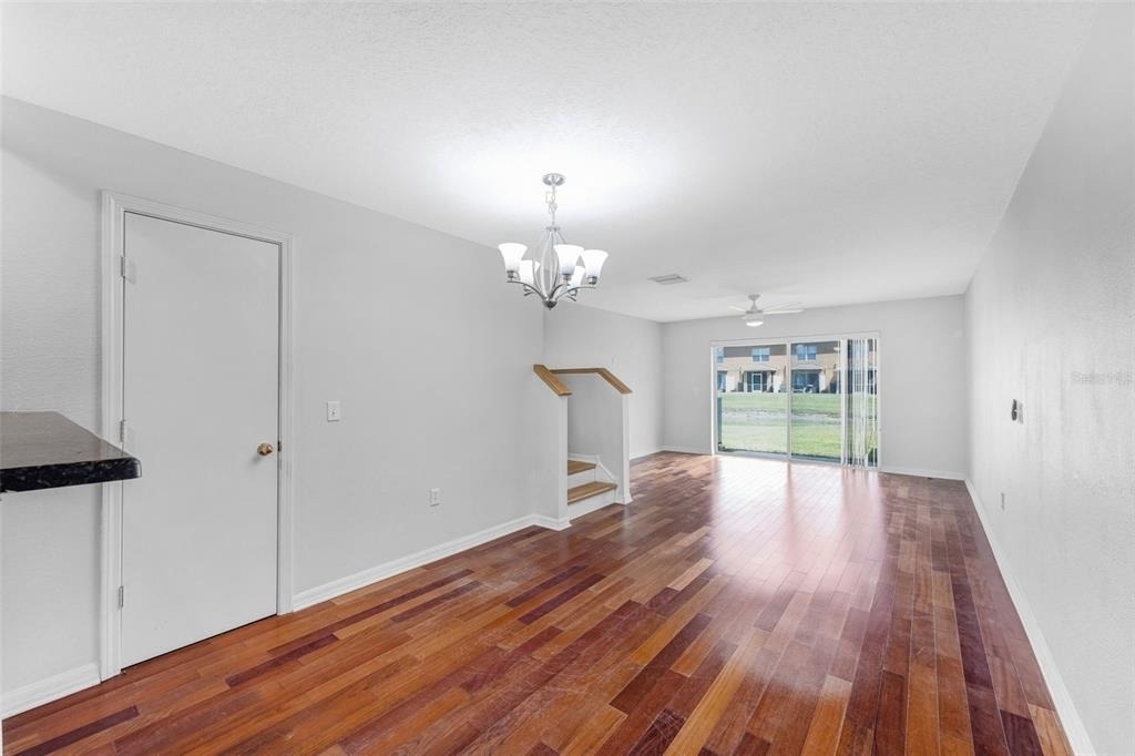 6928 Hawthorne Trace Lane - Photo 15