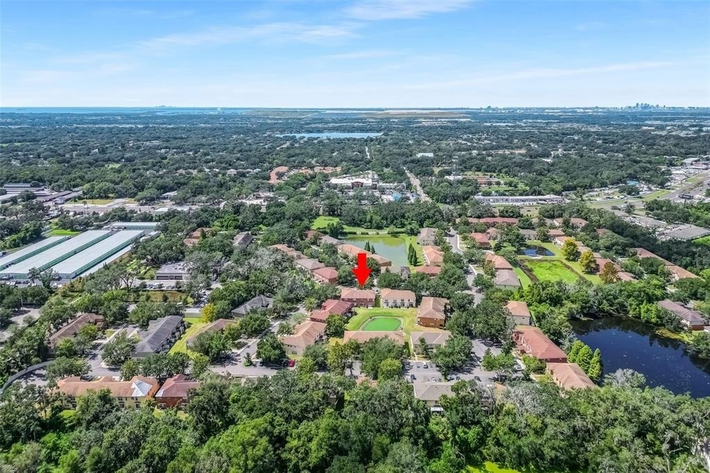 6928 Hawthorne Trace Lane - Photo 32