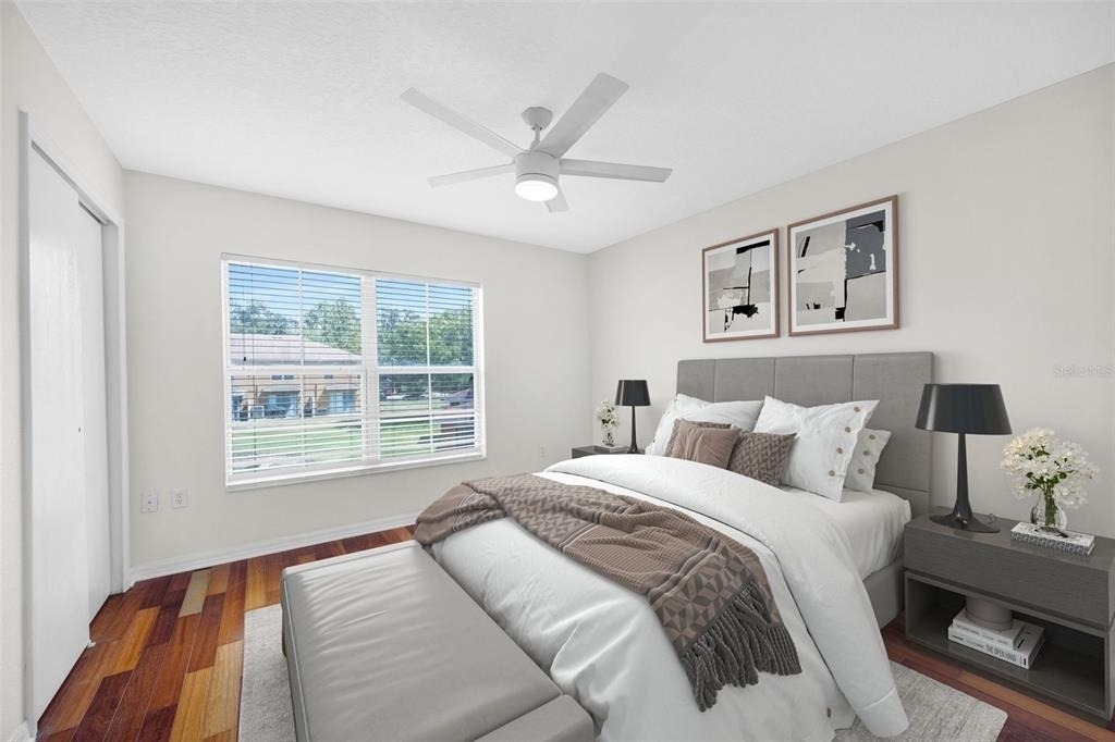 6928 Hawthorne Trace Lane - Photo 3