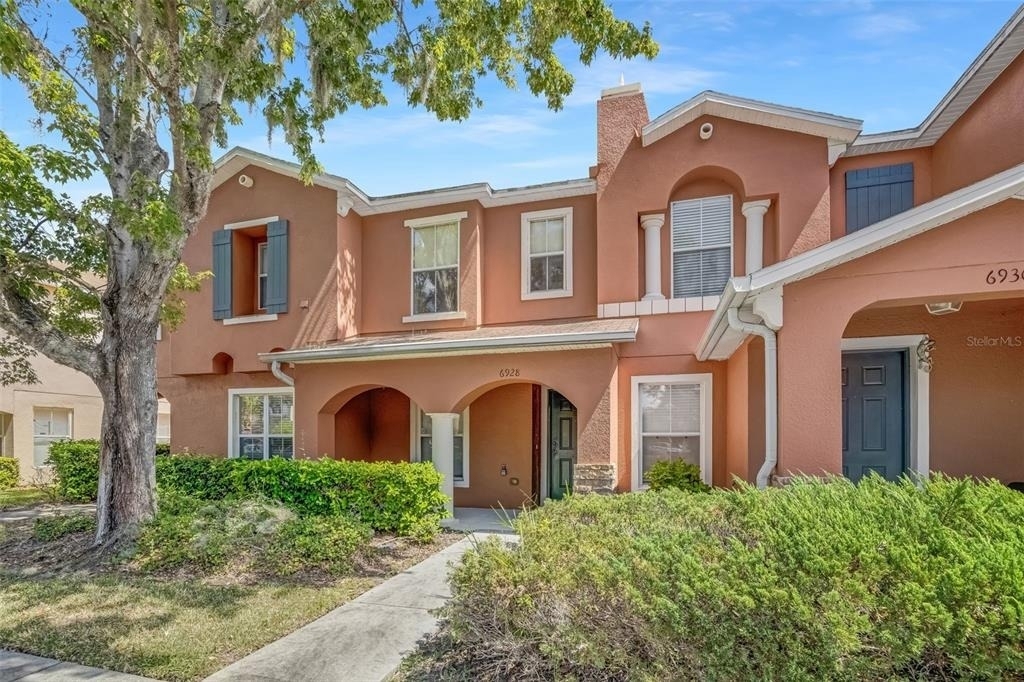 6928 Hawthorne Trace Lane - Photo 8