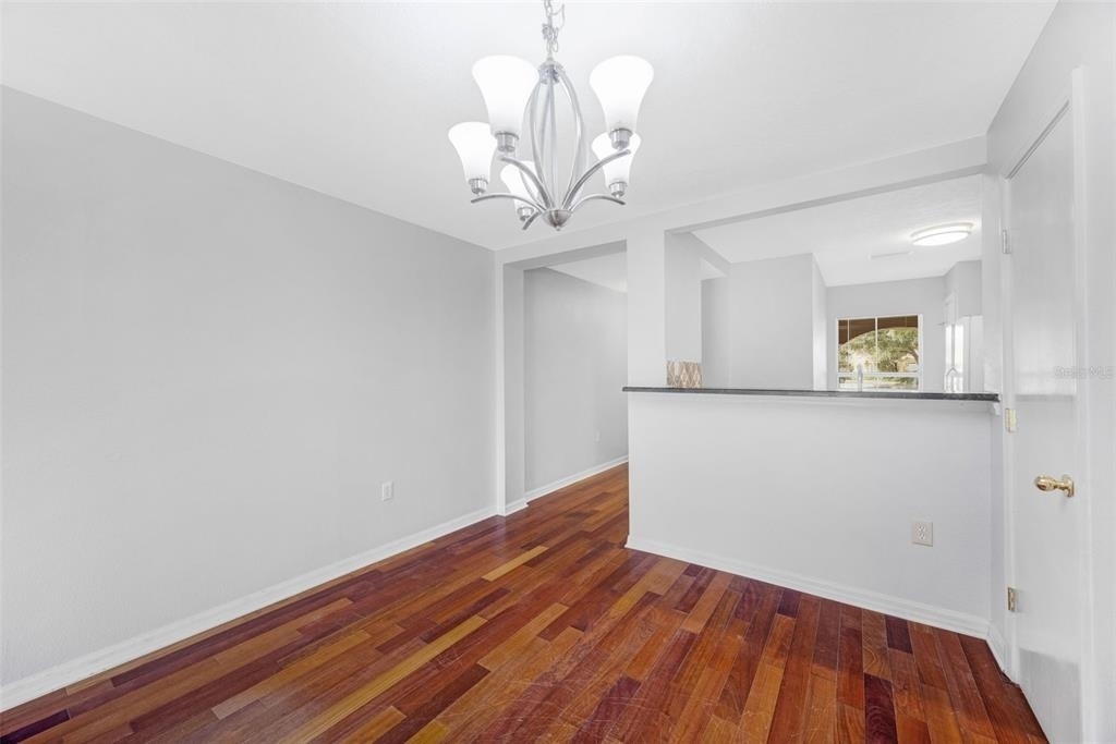 6928 Hawthorne Trace Lane - Photo 16
