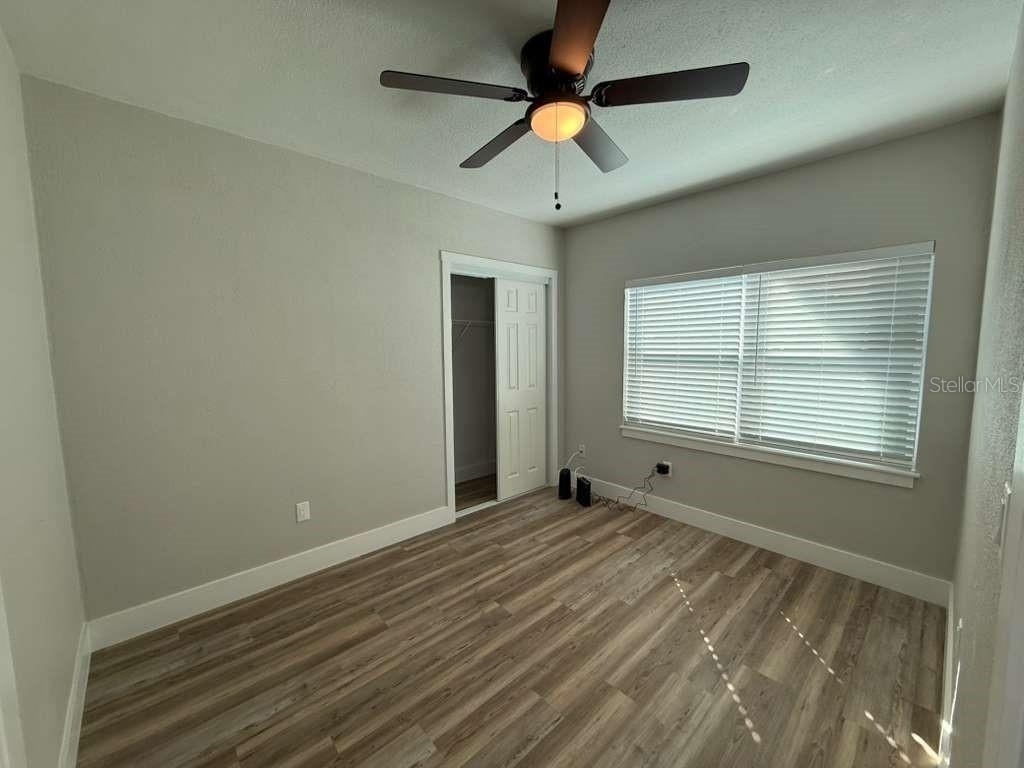 8701 N Willow Avenue - Photo 8