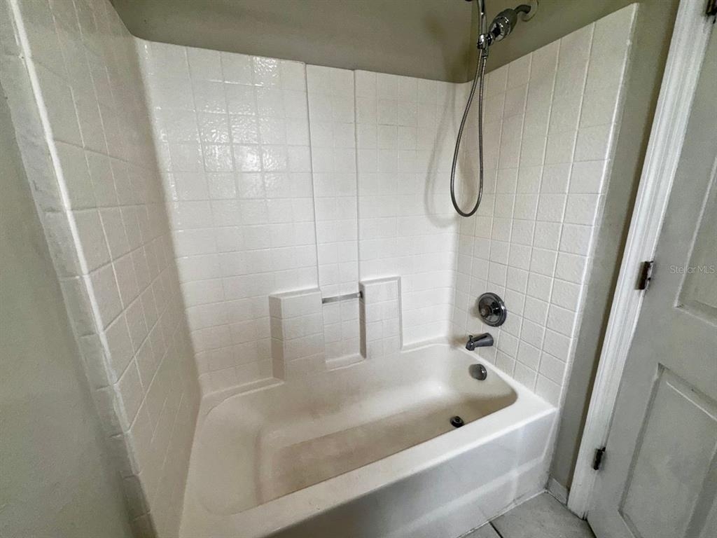6741 Magnolia Pointe Circle - Photo 7