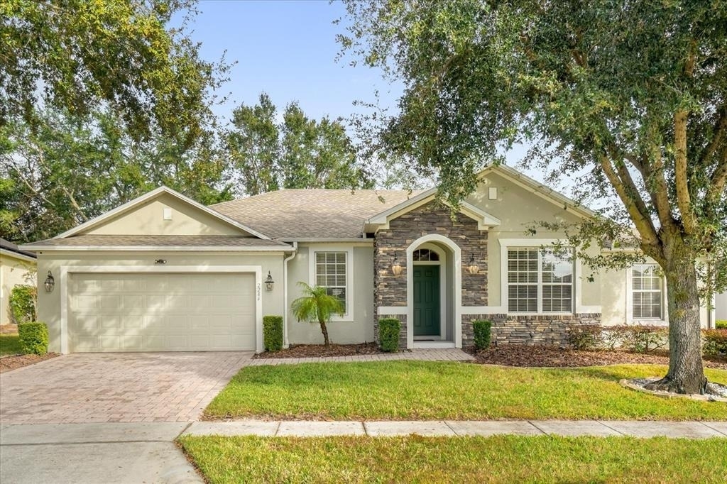 2284 Pickford Circle - Photo 0