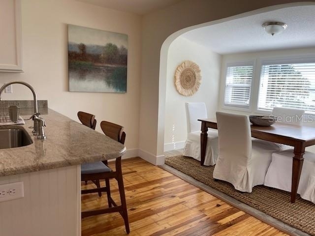 1355 Lakeshore Drive - Photo 2