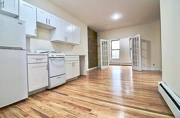 814 10th Avenue - Photo 0