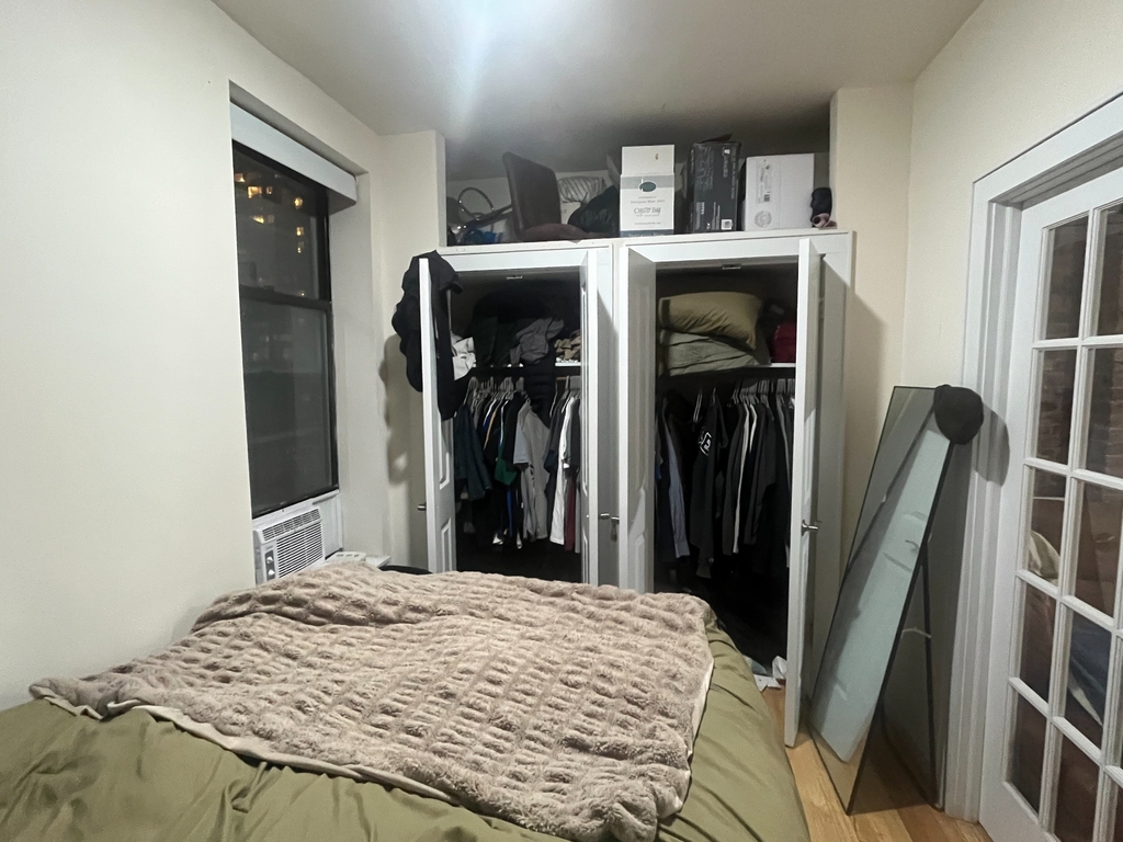 814 10th Avenue - Photo 4