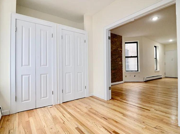 814 10th Avenue - Photo 9