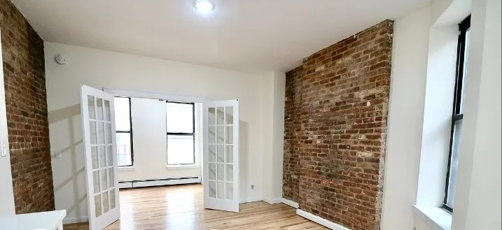 814 10th Avenue - Photo 8