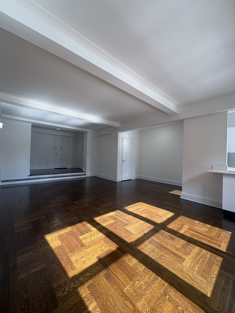 East 38th Street - Photo 2