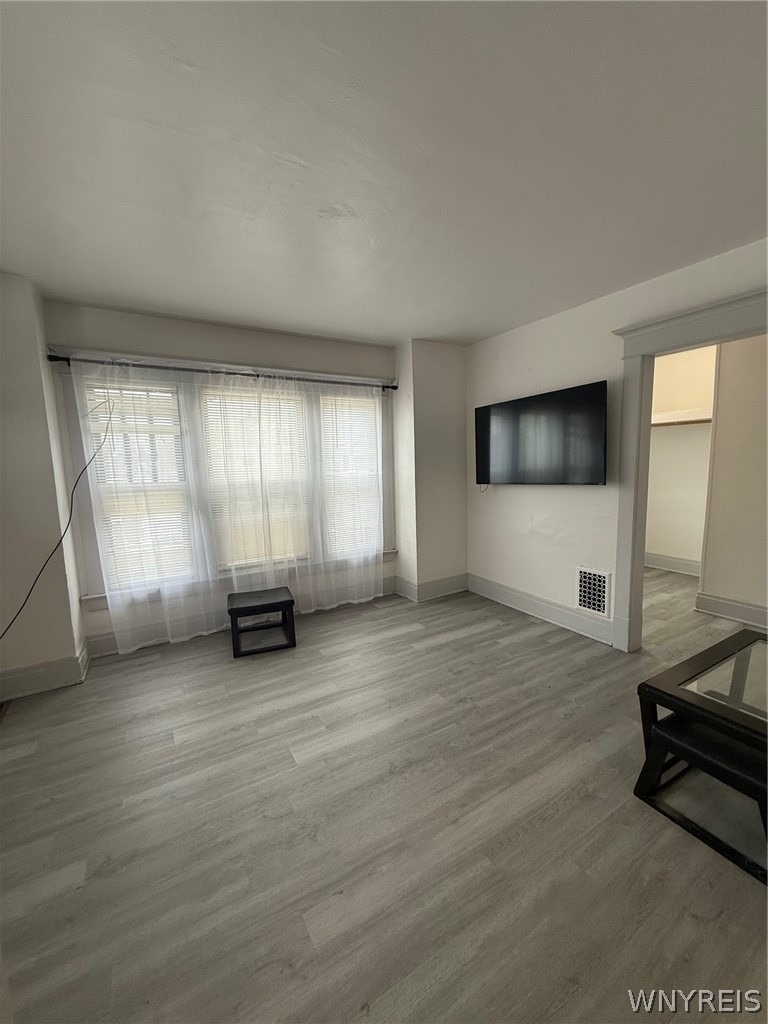 61 Baxter Street - Photo 8