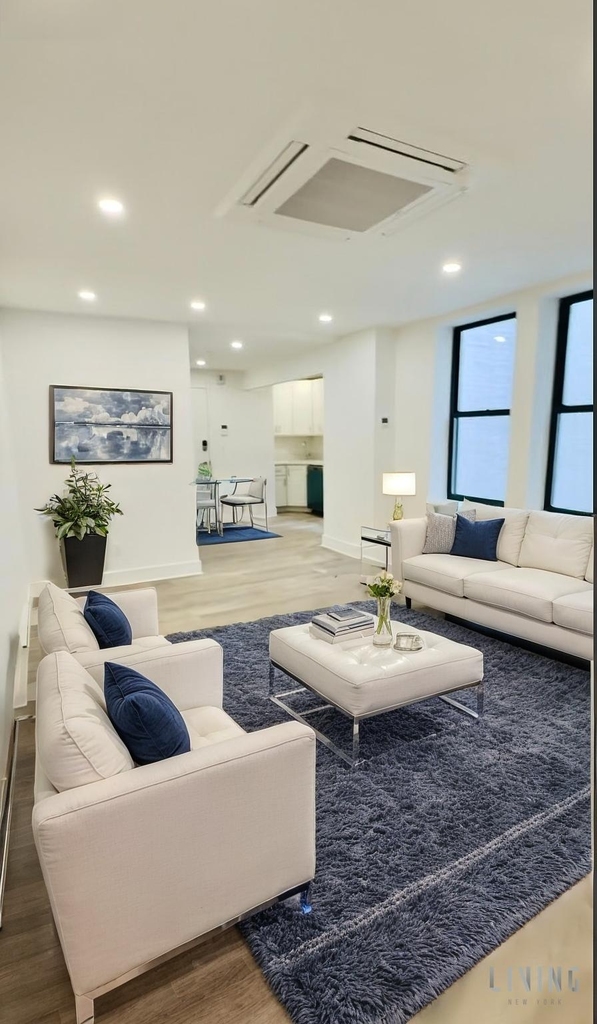 45 West 81st Street - Photo 1