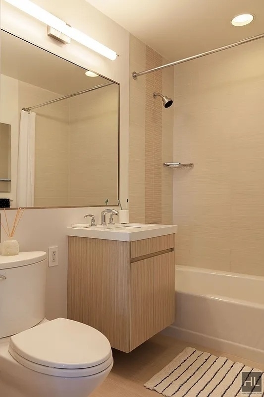 West 67th Street - Photo 3