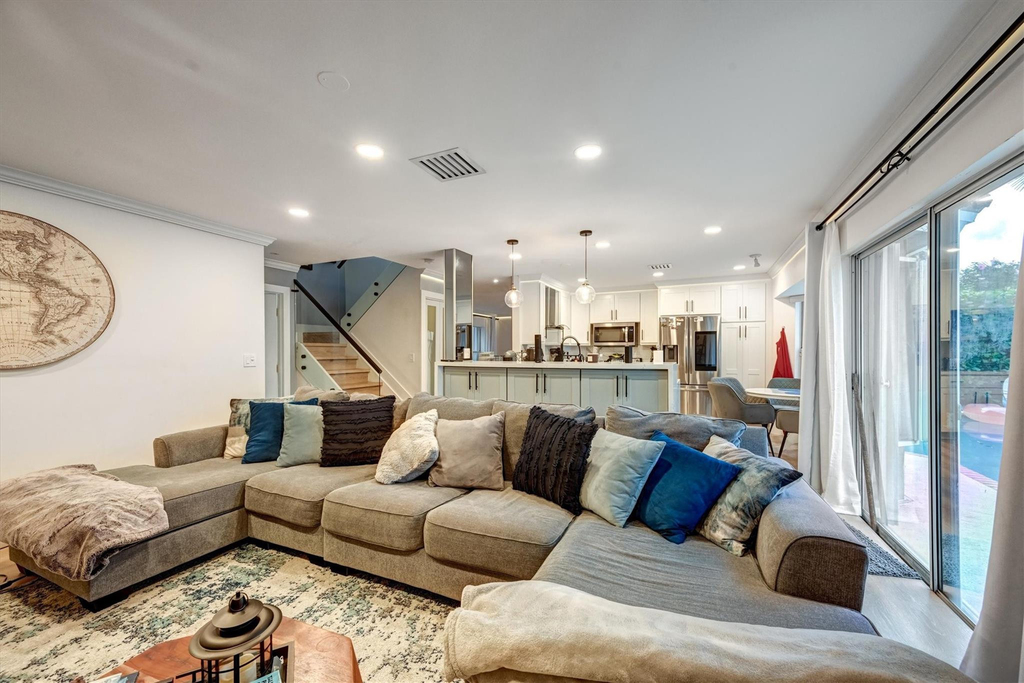9581 Nw 9th Court - Photo 13