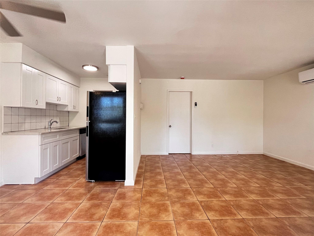 1440 Miami Road - Photo 1