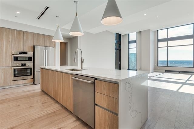 3003 Maple Avenue - Photo 2