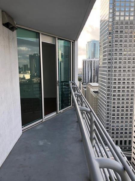 325 S Biscayne Boulevard - Photo 10