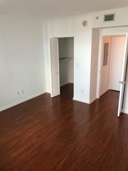 325 S Biscayne Boulevard - Photo 5