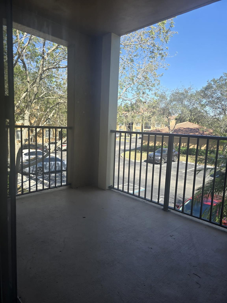 7970 N Nob Hill Road - Photo 12