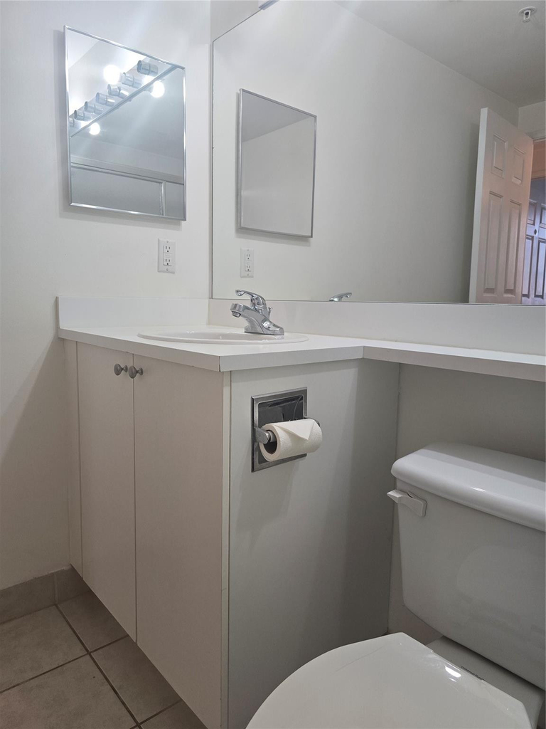 7970 N Nob Hill Road - Photo 24