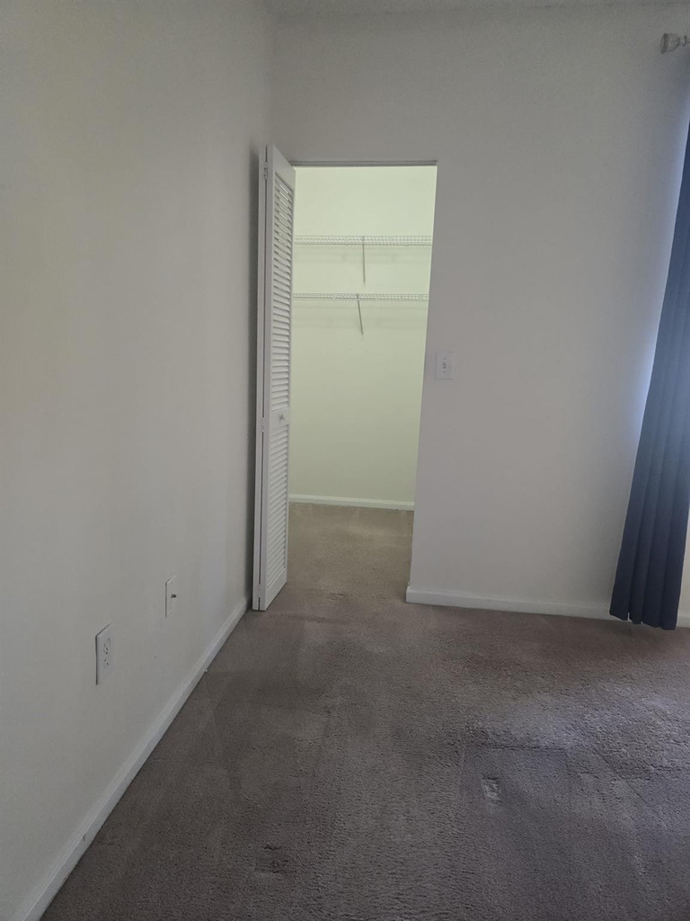 7970 N Nob Hill Road - Photo 6