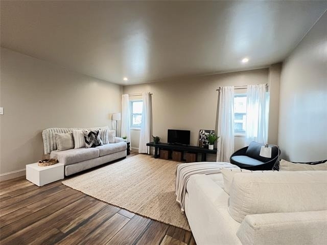 6211 W Northwest Highway - Photo 3