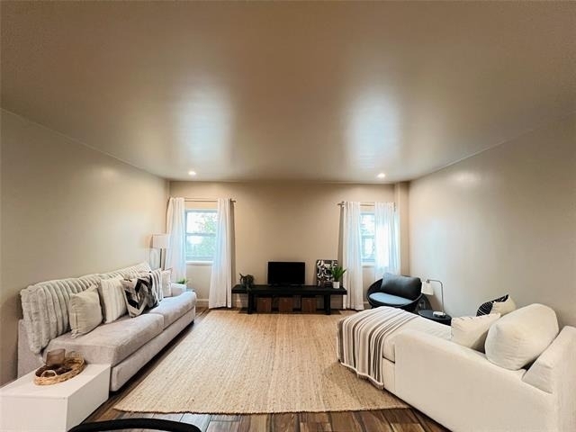 6211 W Northwest Highway - Photo 4