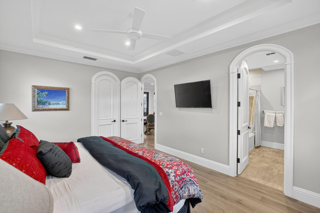 2425 Delmar Place - Photo 37